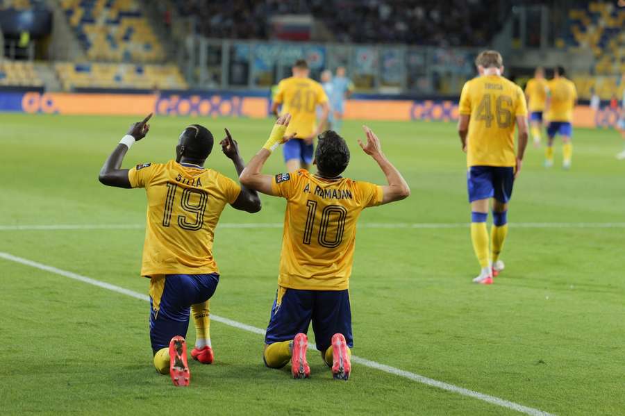Dunajská Streda zabojuje v Košiciach o ďalší triumf. Dunajská Streda zabojuje v Košiciach o ďalší triumf.