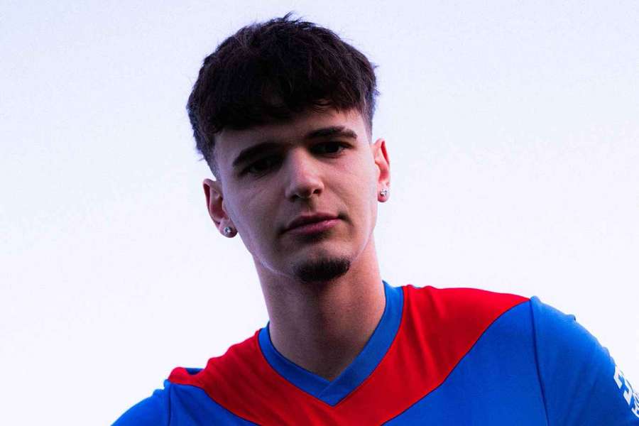 Óscar Torrellas apresentado em Alverca