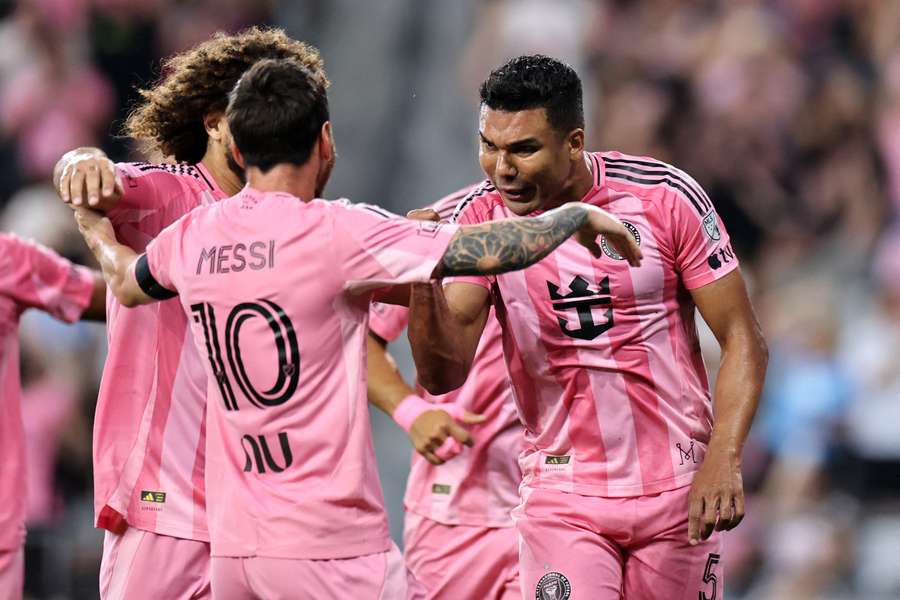 Casemiro comemora com Messi em noite especial do Inter Miami na MLS Casemiro comemora com Messi em noite especial do Inter Miami na MLS