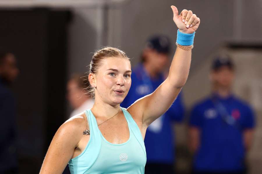 Qualifier russa Maria Timofeeva surpreendeu a 10.ª cabeça de série Beatriz Haddad Maia no Open da Austrália