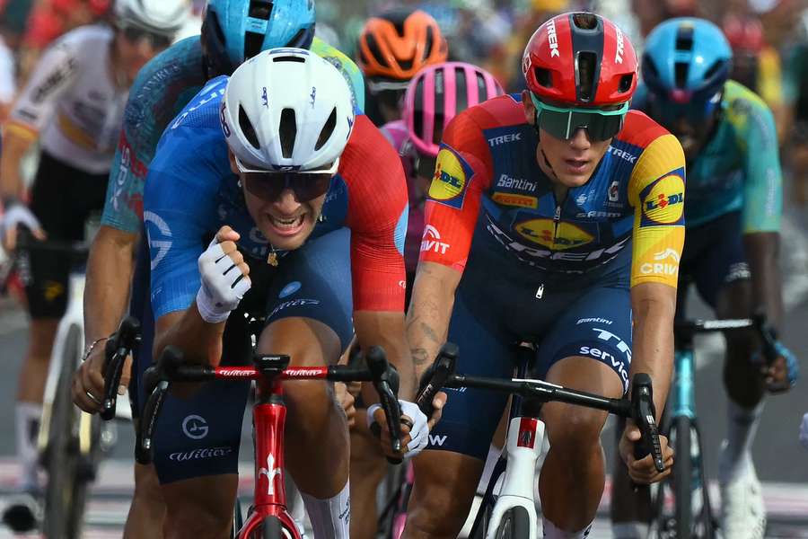 Tronchon celebra su triunfo en la 10ª etapa de La Vuelta
