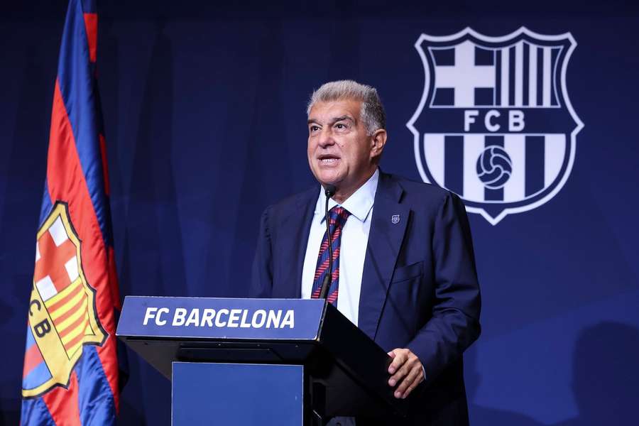 Laporta zadowolony z letniego okienka transferowego. "Mamy konkurencyjną drużynę"