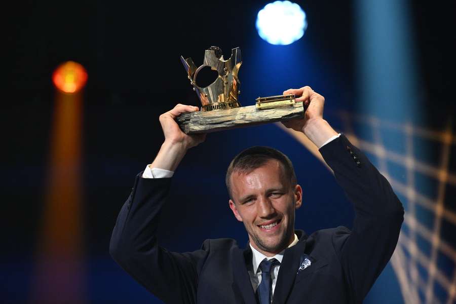 Tomáš Souček ovládl anketu Fotbalista roku počtvrté v kariéře. Tomáš Souček ovládl anketu Fotbalista roku počtvrté v kariéře.