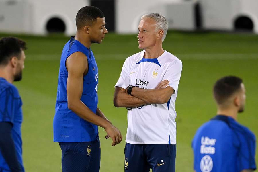 Deschamps w ataku ma zawsze groźnych Mbappe, Giroud i Griezmanna