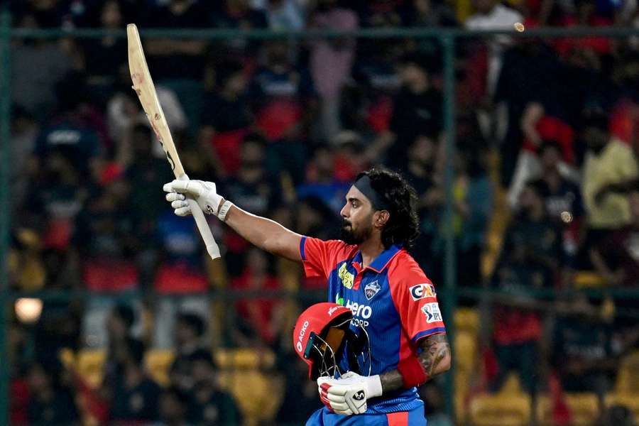 KL Rahul raises his bat to the crowd