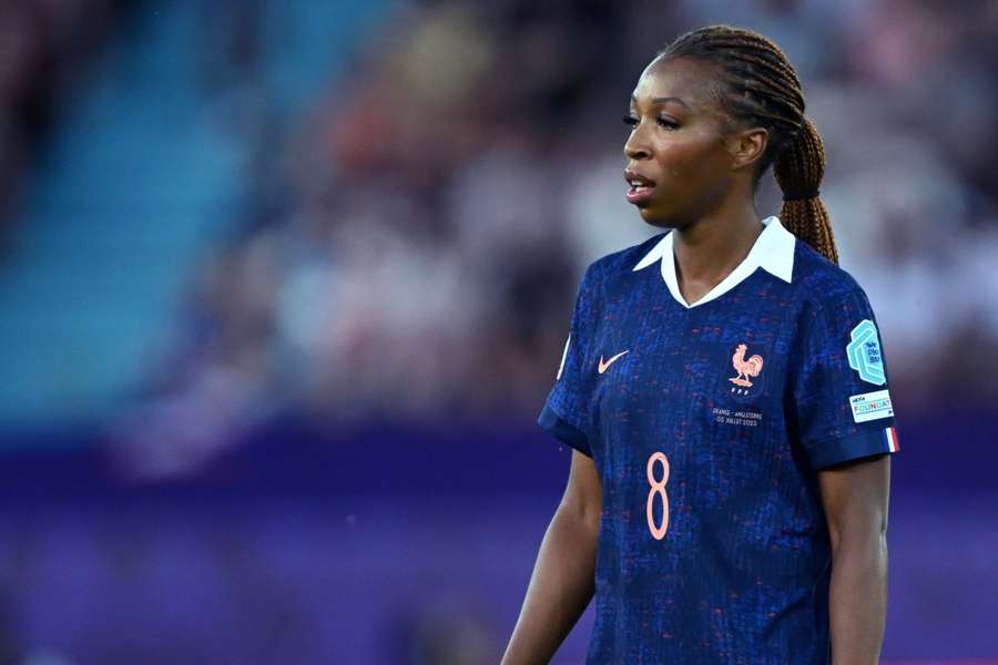 "Ça passe hyper vite", Grace Geyoro évoque sa 100e sélection chez les Bleues