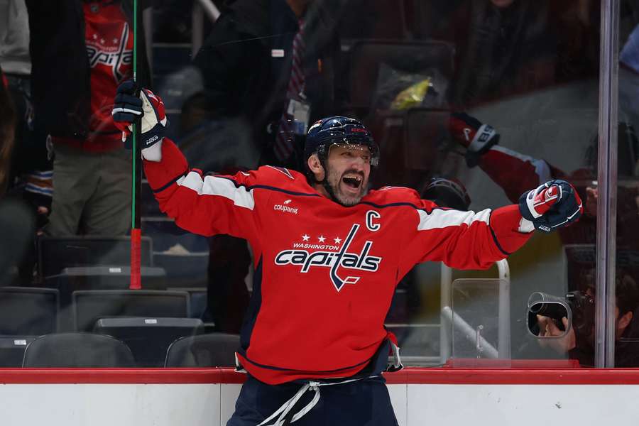Alex Ovechkin reached the 900-goal mark with the Washington Capitals in the NHL on Wednesday.