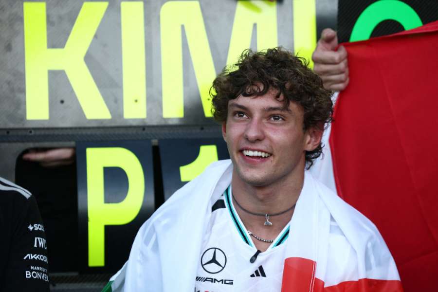 Kimi Antonelli após o Grande Prémio de Itália Kimi Antonelli após o Grande Prémio de Itália
