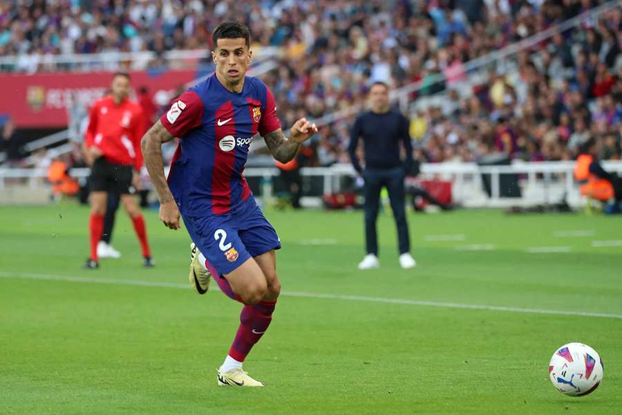 Joao Cancelo už dříve dres Barcelony oblékal.