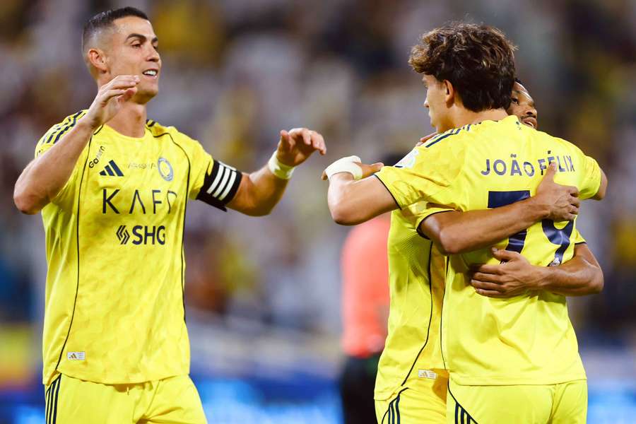 Cristiano Ronaldo e Félix festejam Cristiano Ronaldo e Félix festejam
