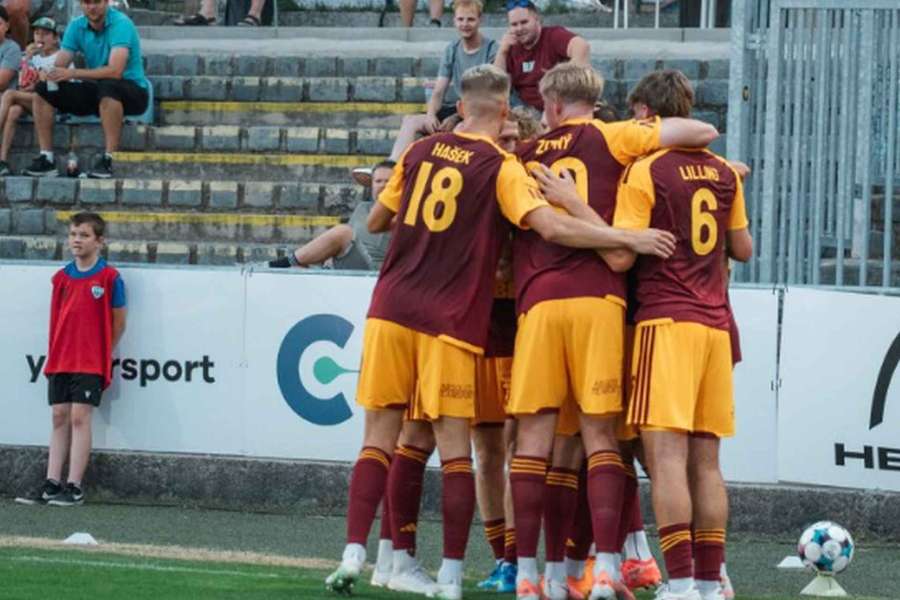 Dukla Praha se dočkala a ve druhé lize po čase naplno zabrala.