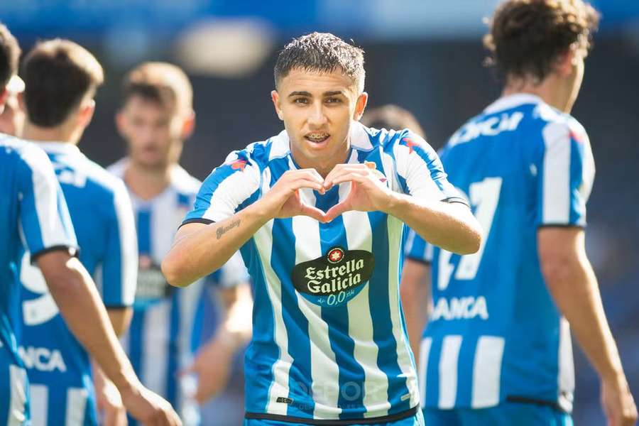 Yeremay Hernández ao serviço do Deportivo