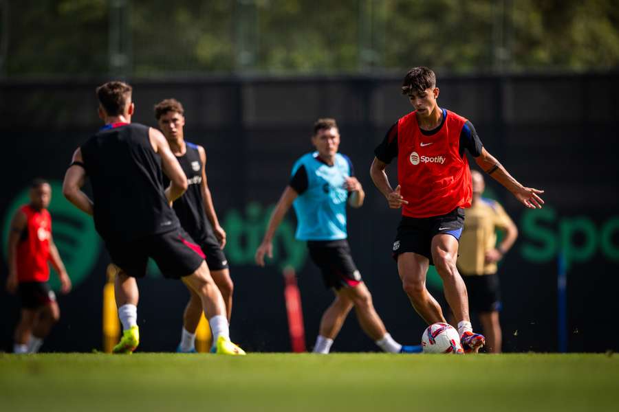 Entrenamiento del Barcelona antes de ir a Estados Unidos