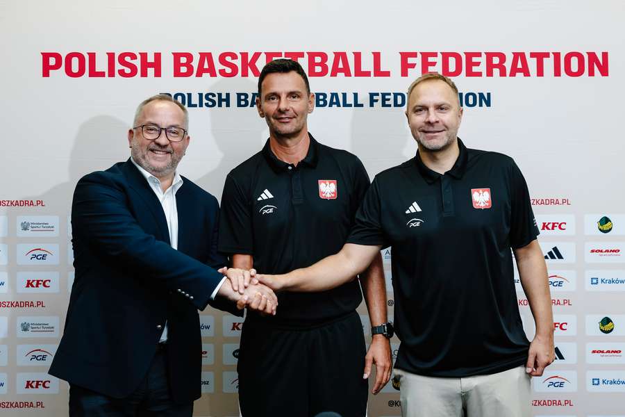 Igor Milicić na dłużej w KoszKadrze, selekcjoner reprezentacji Polski podpisał nowy kontrakt Igor Milicić na dłużej w KoszKadrze, selekcjoner reprezentacji Polski podpisał nowy kontrakt