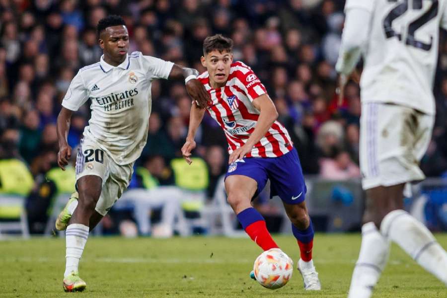 Nahuel Molina in actie voor Atlético tijdens de bekerwedstrijd van afgelopen januari in Bernabéu 