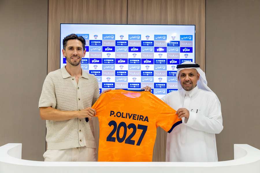 Paulo Oliveira assinou por um ano com o Al-Fayha Paulo Oliveira assinou por um ano com o Al-Fayha