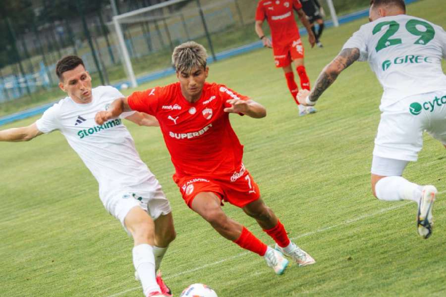 Alex Musi a înscris pentru Dinamo în amicalul cu Omonia Nicosia Alex Musi a înscris pentru Dinamo în amicalul cu Omonia Nicosia