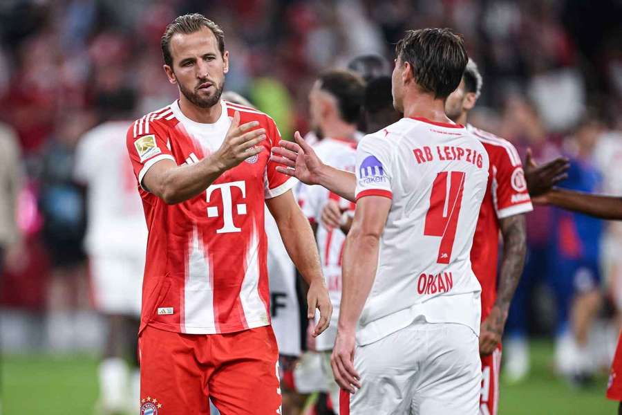 Harry Kane (l.) und Willi Orban (r.) treffen wieder aufeinander.