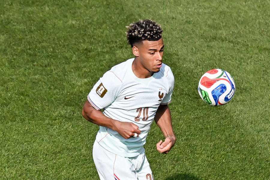 Desiré Doué tem um gol e uma assistência pela França na Copa