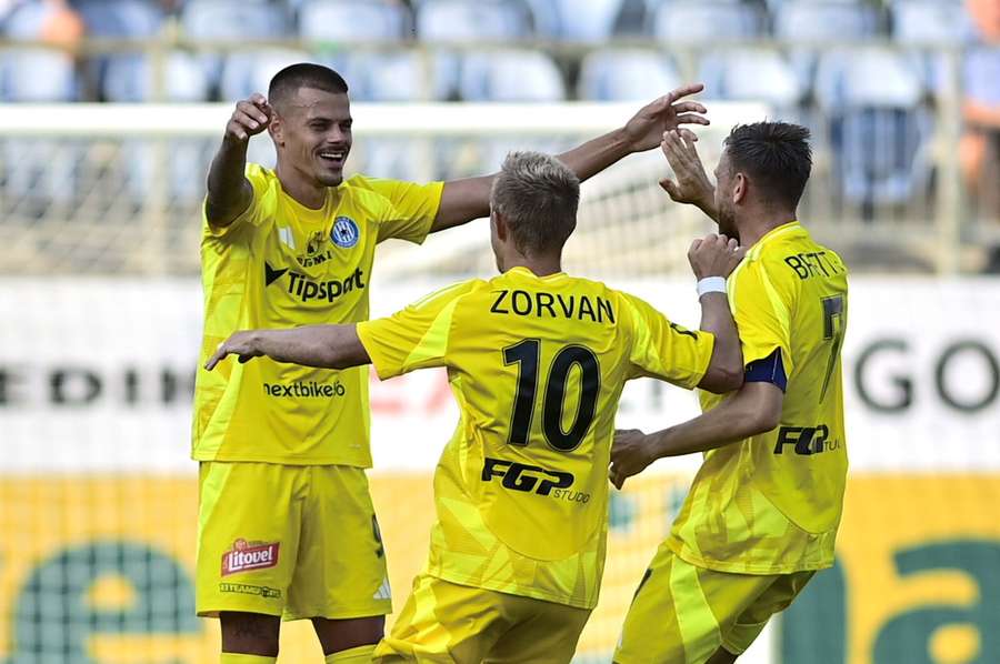 Jan Kliment míří s Olomoucí na hřiště Slavie, která zřejmě nasadí na hrot útoku Mojmíra Chytila.