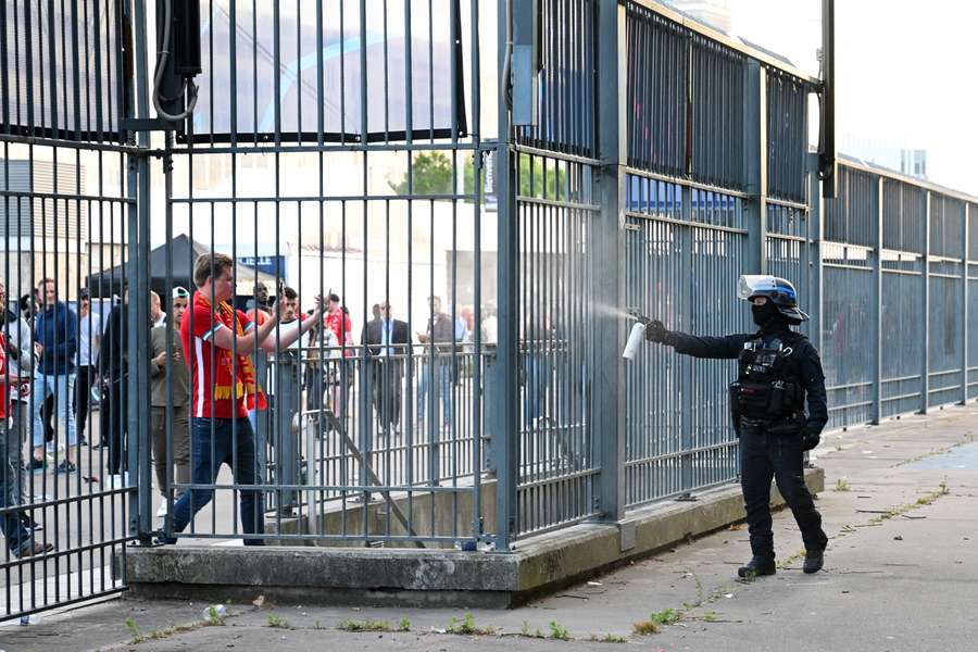 Some fans endured a torrid time in Paris' suburbs