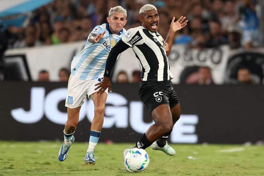 Botafogo e Racing se enfrentam novamente.