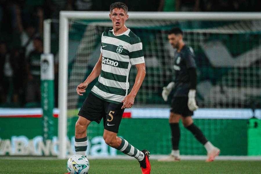 Sergi Altimira, médio do Sporting Sergi Altimira, médio do Sporting