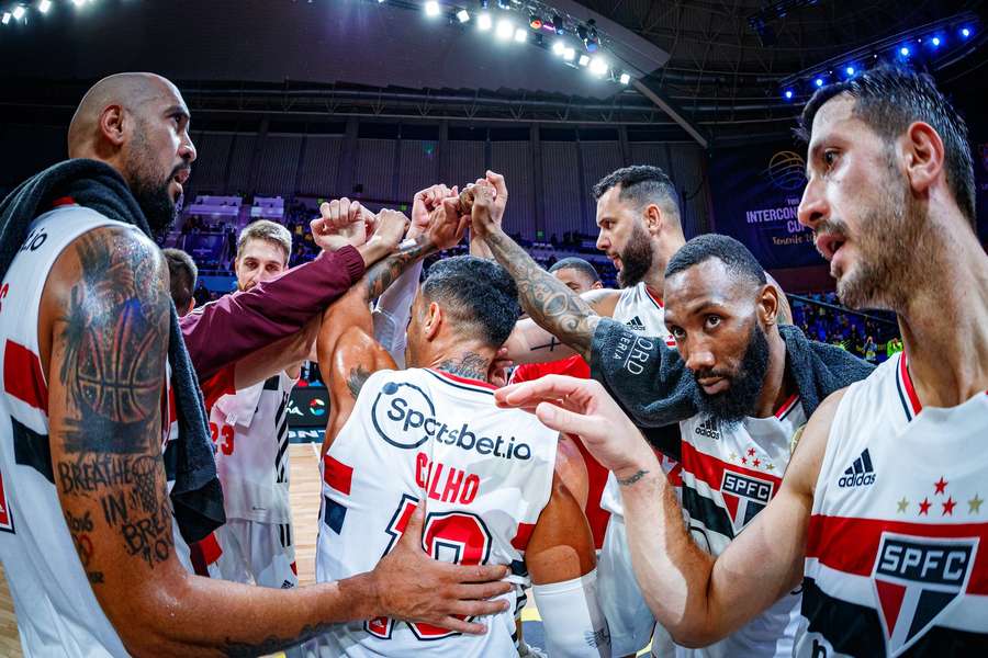 São Paulo contou com boa atuação do ala Malcolm Miller