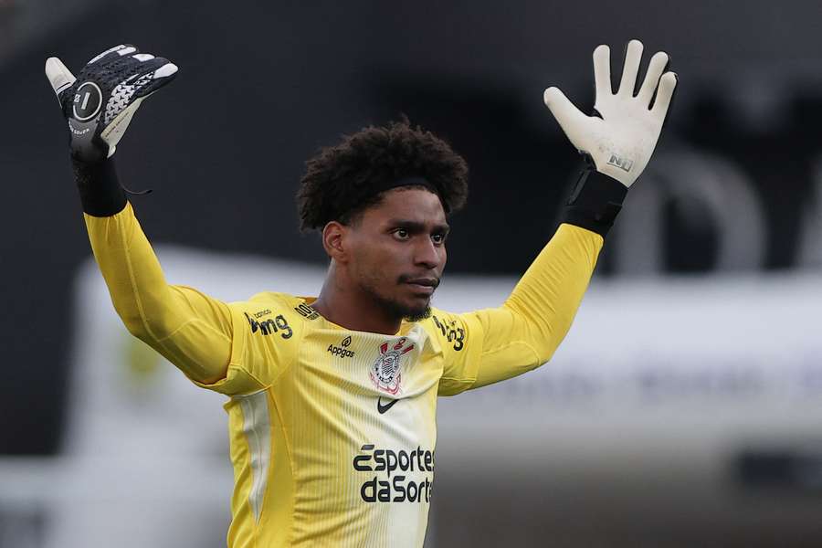 Hugo Souza foi convocado à Seleção Brasileira por Ancelotti