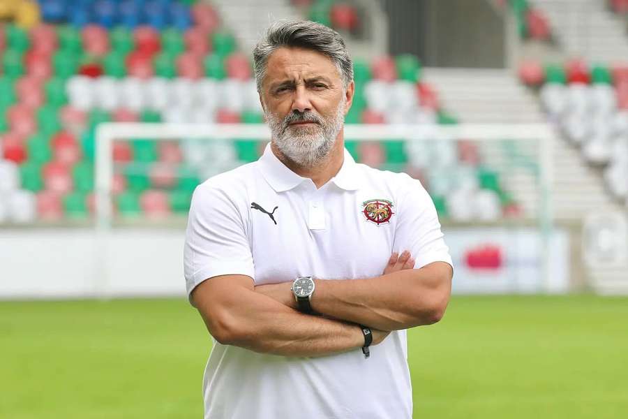 Tulipa tem o objetivo de reconduzir o clube ao escalão principal