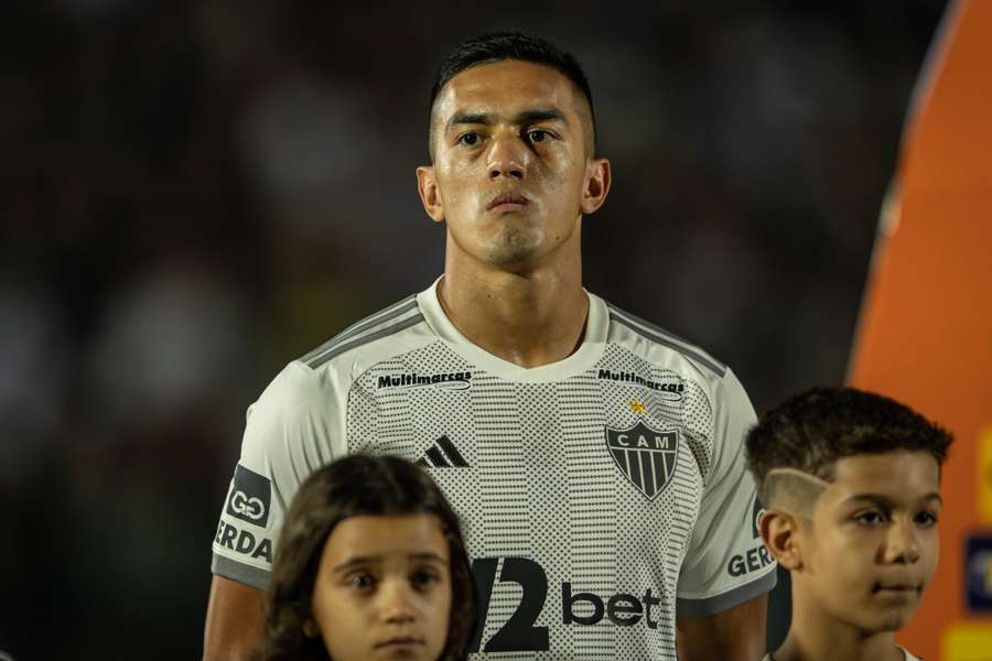 Cuello comanda o ataque do Galo na ausência de Hulk