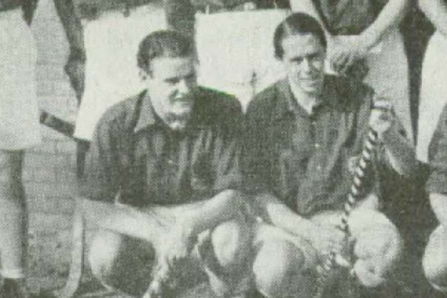 Piet Roodenburgh (L) posing before a game of the Dutch national team