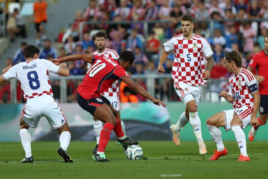 Vatreni doma úplne zlyhali. Vatreni doma úplne zlyhali.