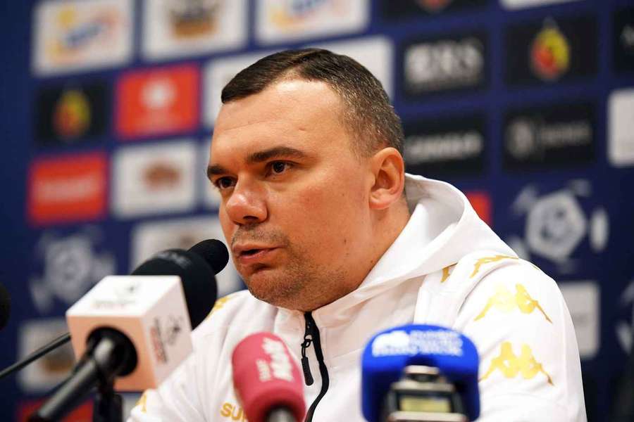 Adrian Siemieniec: wiemy, z jakim typem futbolu się zmierzymy Adrian Siemieniec: wiemy, z jakim typem futbolu się zmierzymy