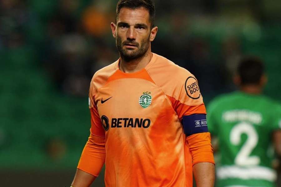 Antonio Adán esteve quatro temporadas no Sporting