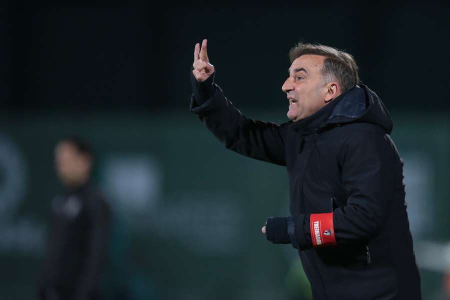 Carvalhal garante SC Braga "olhos nos olhos" para vencer FC Porto
