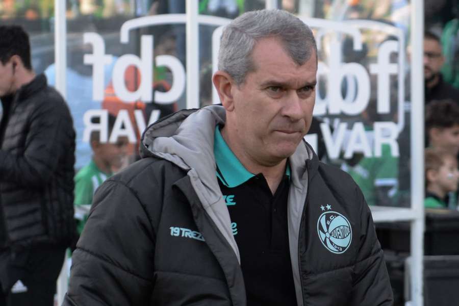 Claudio Tencati não é mais o técnico do Juventude
