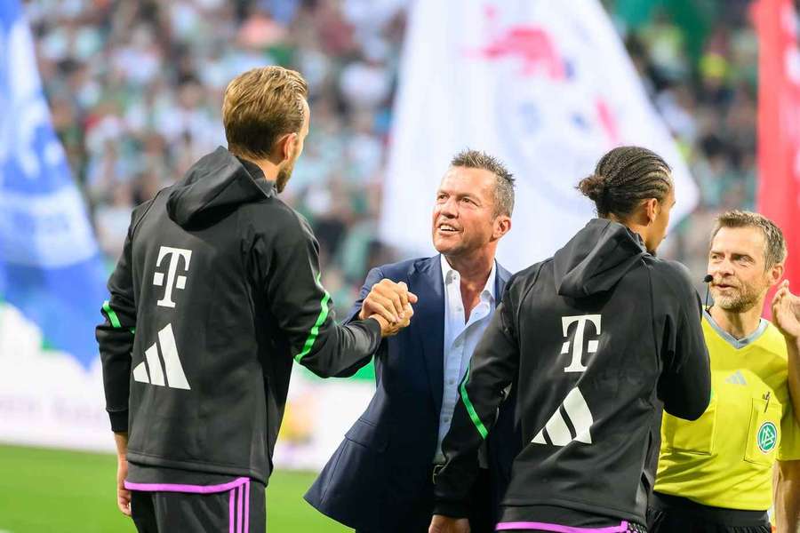 Lothar Matthäus (M.) glaubt fest an Harry Kane (l.)