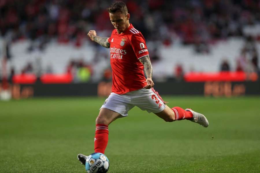Grimaldo poderá estar a cumprir os últimos meses ao serviço do Benfica