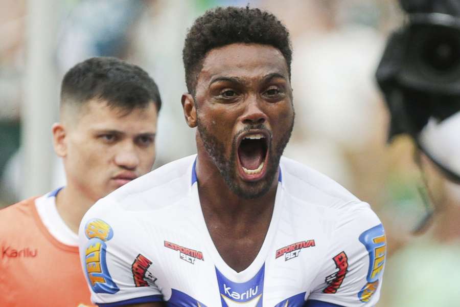 Mezenga decidiu o primeiro jogo da final do Paulistão