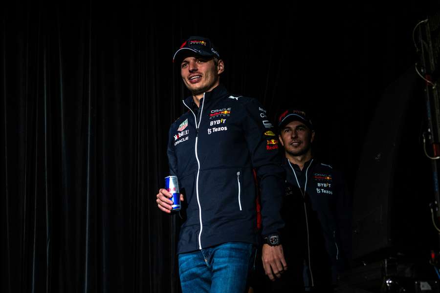 Verstappen diz que chuva pode "apimentar" Grande Prêmio do Japão