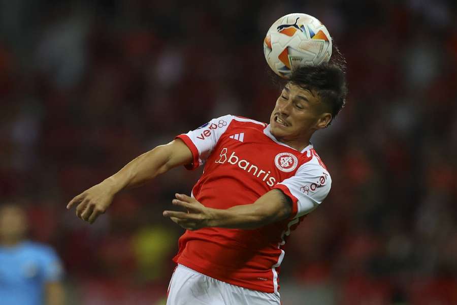 Internacional, de Bernabei (foto), quer estrear no Brasileirão com tudo neste sábado (13)