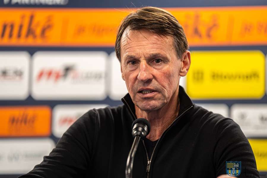 Straka verí v silu svojho mužstva. Straka verí v silu svojho mužstva.