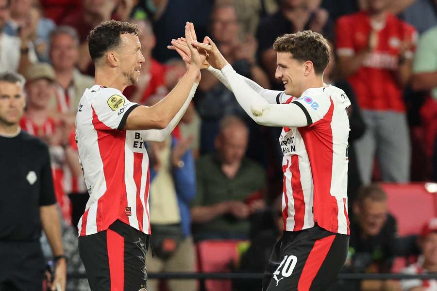 PSV Eindhoven a început în forță sezonul în Eredivisie