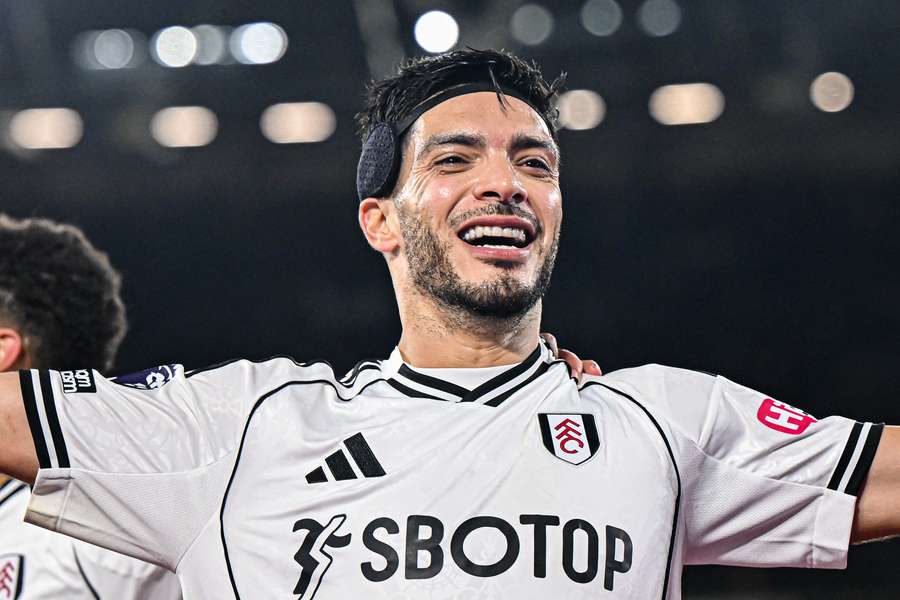 Raul Jiménez se acerca al récord goleador de Chicharito en Europa Raul Jiménez se acerca al récord goleador de Chicharito en Europa