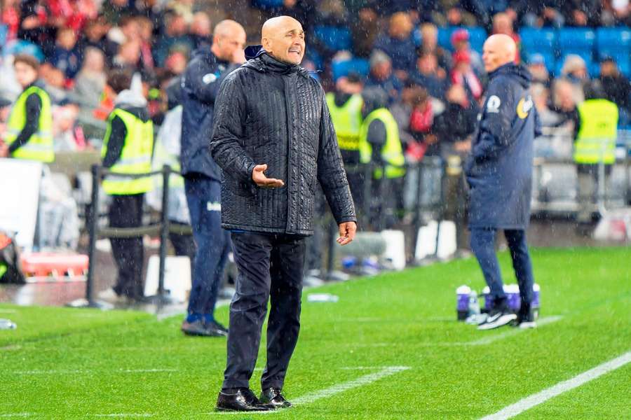 Spalletti declares "I'm sacked!" while FIGC president denies split