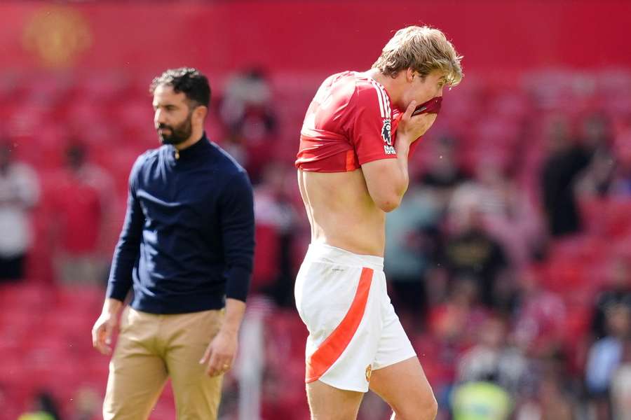 Neville insists 10 players need to leave Man Utd: They will have to pay to get them out