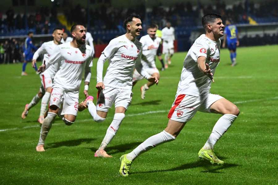 FC Argeș - Dinamo