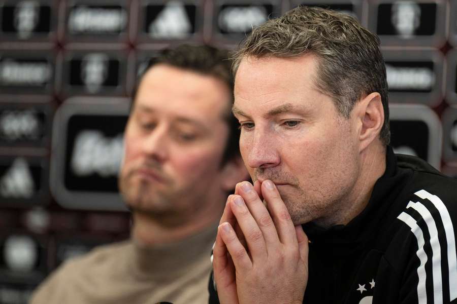 Sparta Tomáše Rosického a Briana Priskeho v posledních týdnech doplácí i na svou minulost. Sparta Tomáše Rosického a Briana Priskeho v posledních týdnech doplácí i na svou minulost.