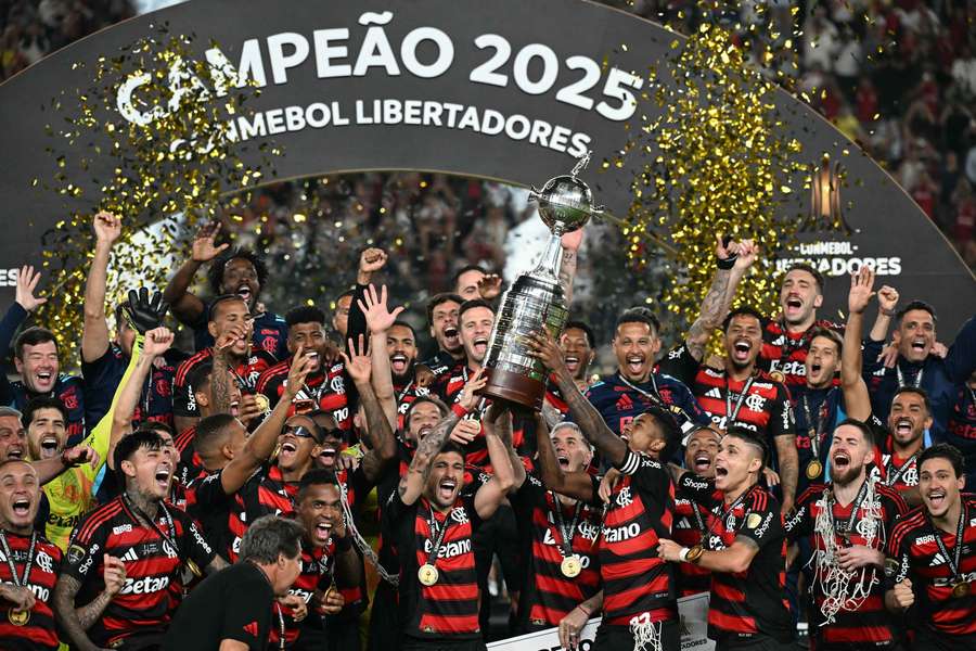 Flamengo slaví titul.